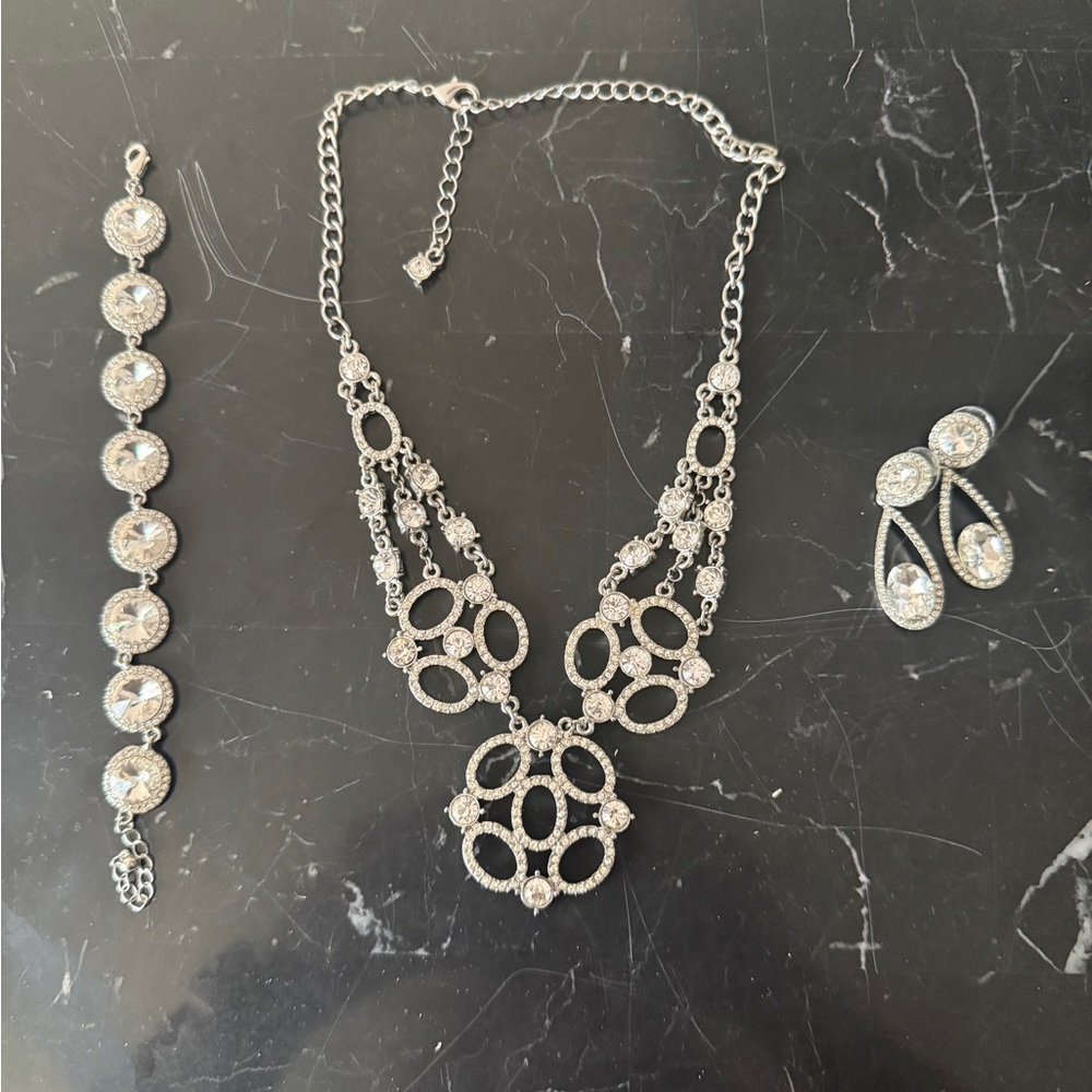 Charming Charlie Silver Necklace/Earrings/Bracelet Set